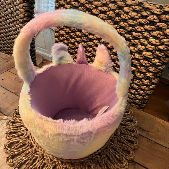 NWT Easter Bundle - Picture 3 of 5